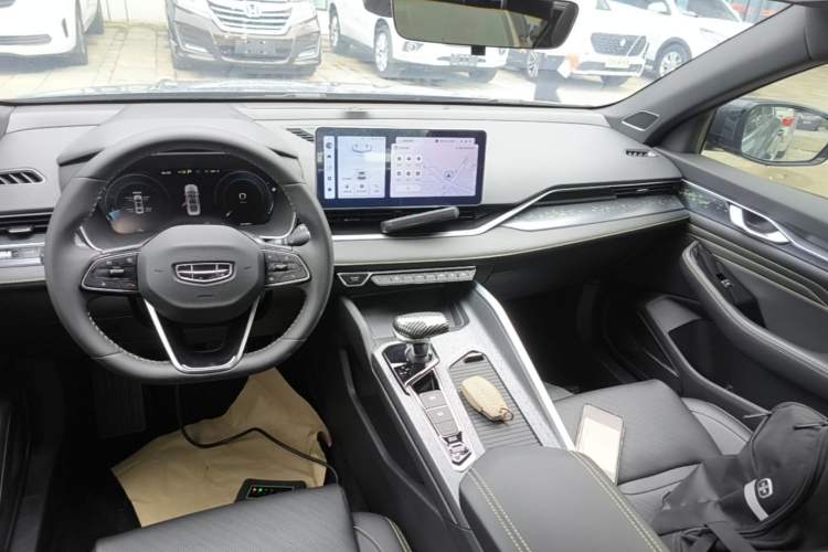 Used Geely Auto Preface 2023 1.5TD Kunlun Edition Audio And AC Panel