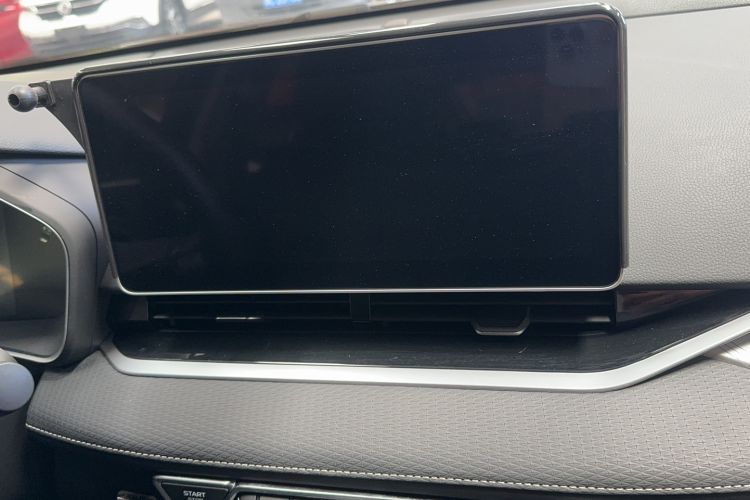 Used Geely Auto Preface 2023 2.0TD Luxury Version Audio And AC Panel
