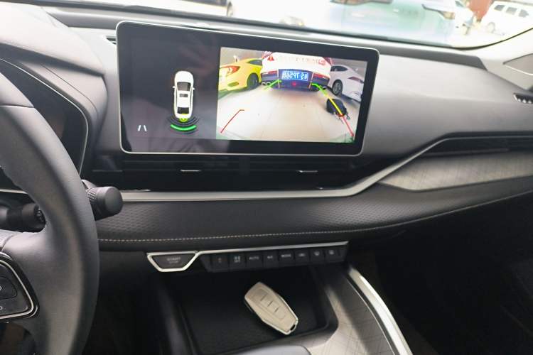 Used Geely Auto Preface 2023 2.0TD Luxury Version Audio And AC Panel