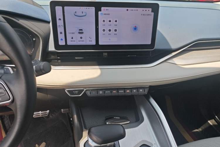 Used Geely Auto Preface 2023 2.0TD Prestige Version Audio And AC Panel