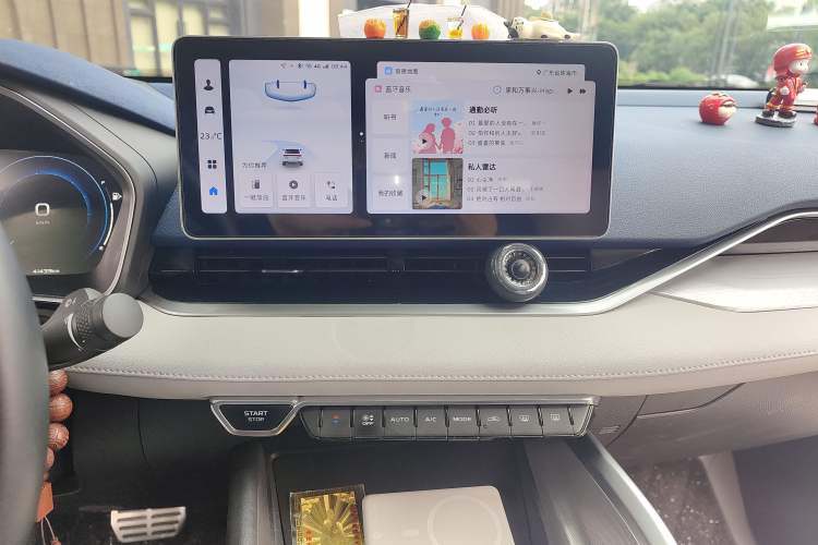 Used Geely Auto Preface 2023 2.0TD Prestige Version Audio And AC Panel