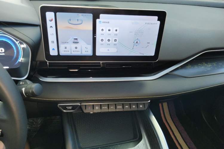 Used Geely Auto Preface 2023 1.5TD Kunlun Edition Audio And AC Panel