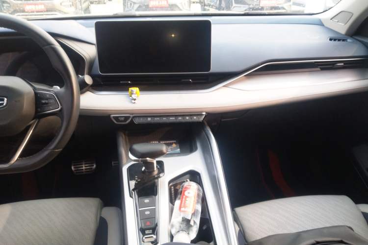 Used Geely Auto Preface 2023 2.0TD Prestige Version Audio And AC Panel