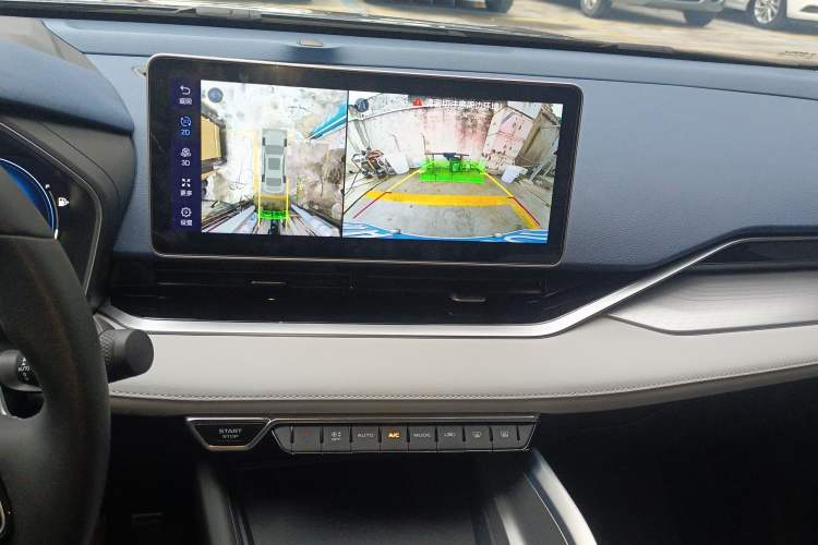 Used Geely Auto Preface 2023 2.0TD Prestige Version Audio And AC Panel