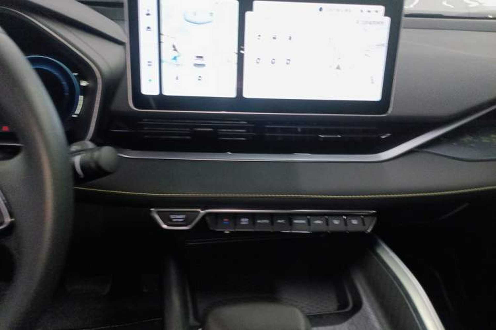 Used Geely Auto Preface 2023 1.5TD Kunlun Edition Audio And AC Panel