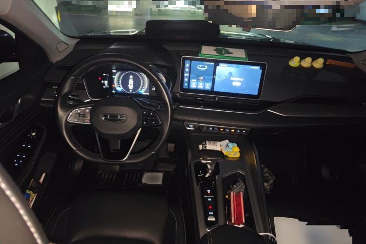 Used Geely Auto Preface 2023 2.0TD Luxury Version Center Console