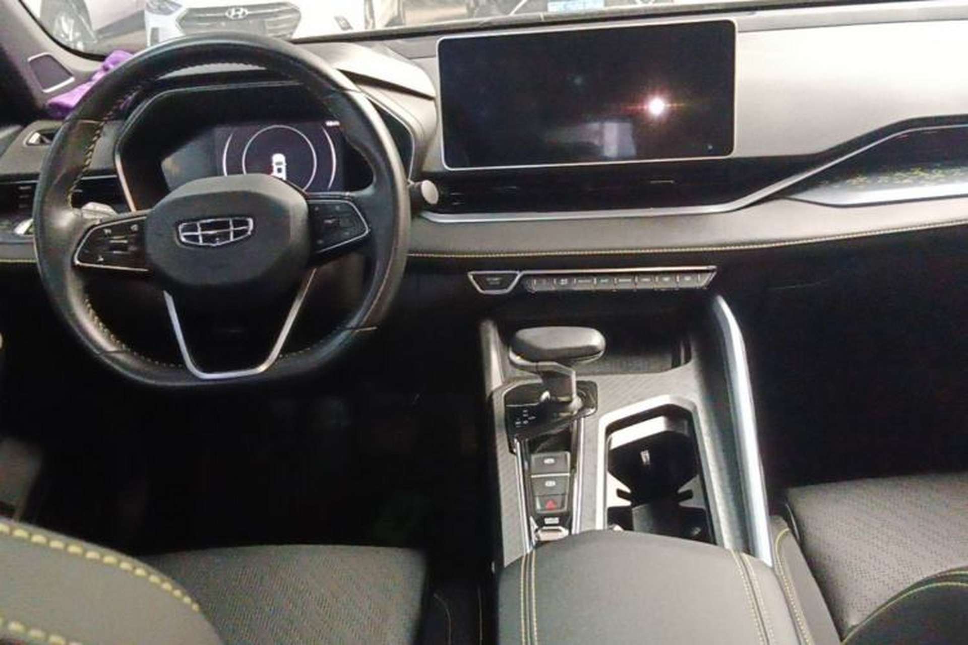 Used Geely Auto Preface 2023 1.5TD Fuyao Version Center Console