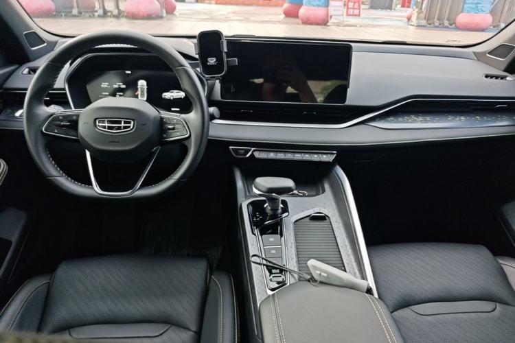 Used Geely Auto Preface 2023 1.5TD Kunlun Edition Center Console