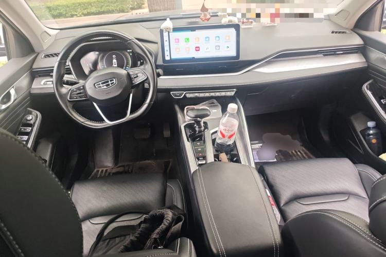 Used Geely Auto Preface 2023 2.0TD Luxury Version Center Console