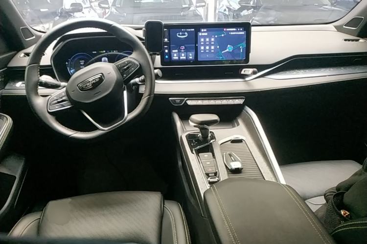 Used Geely Auto Preface 2023 1.5TD Kunlun Edition Center Console