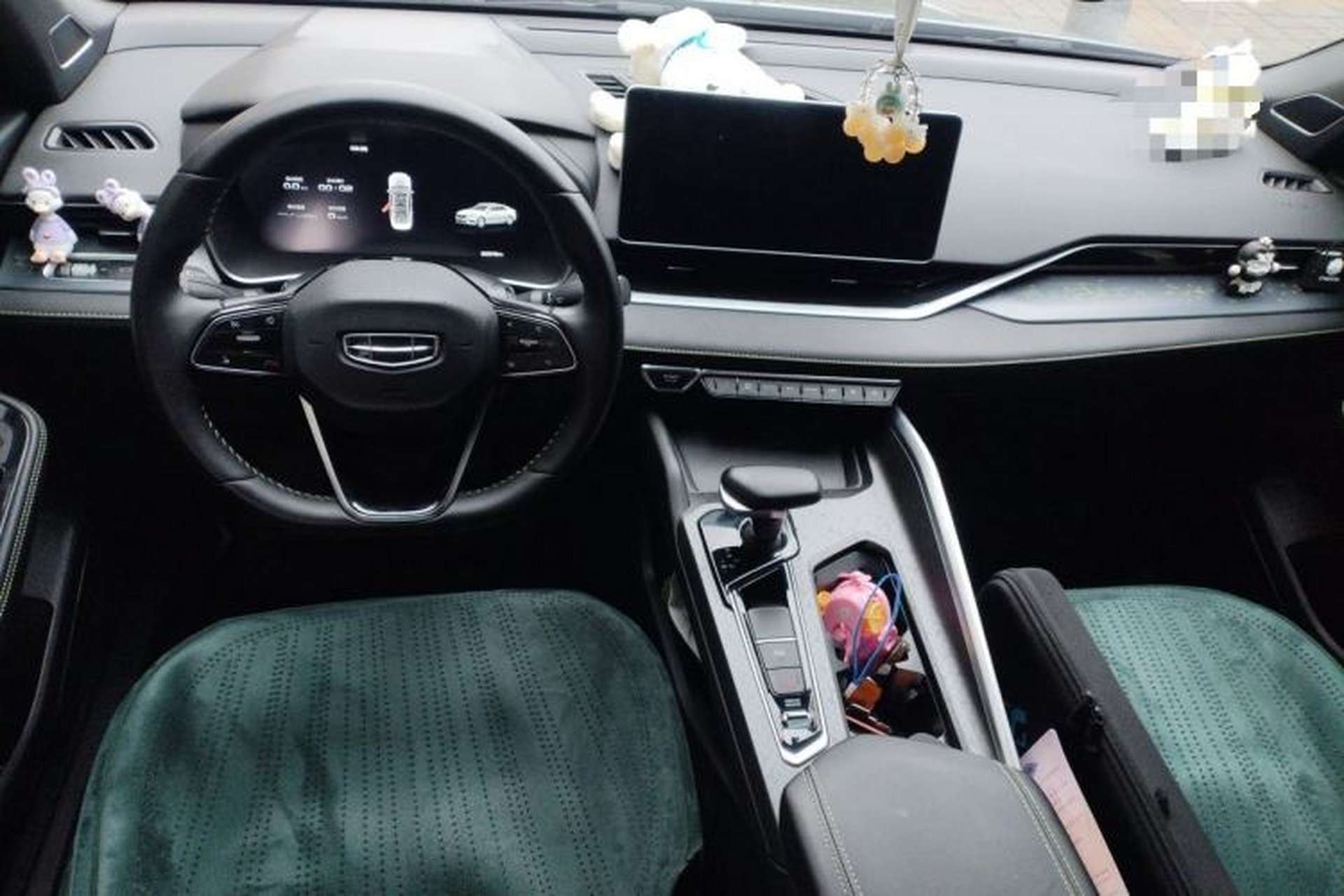 Used Geely Auto Preface 2023 1.5TD Kunlun Edition Center Console