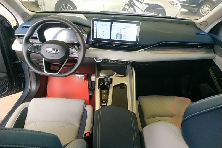 Used Geely Auto Preface 2023 2.0TD Prestige Version Center Console