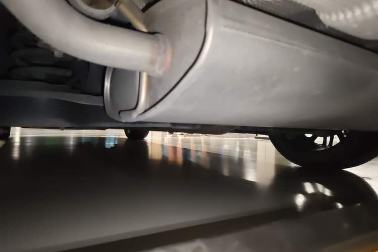Used Geely Auto Preface 2023 2.0TD Prestige Version Chassis Front Left