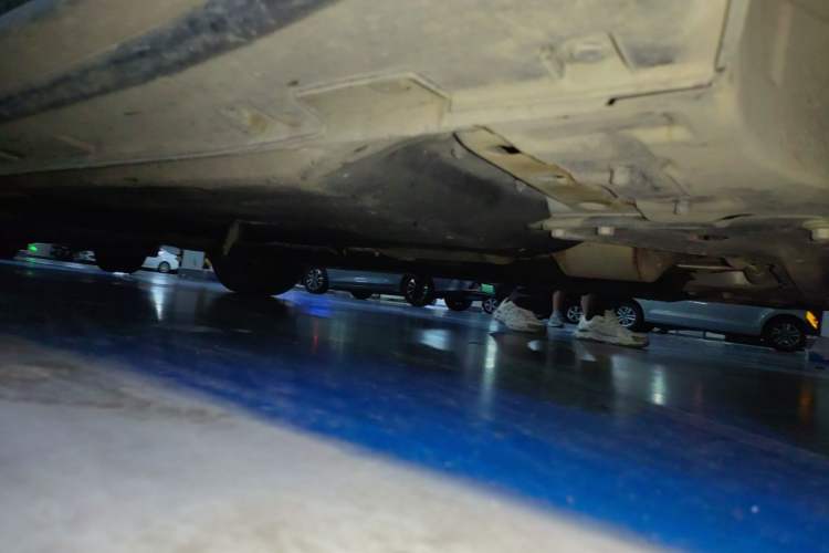 Used Geely Auto Preface 2023 2.0TD Luxury Version Chassis Front Right