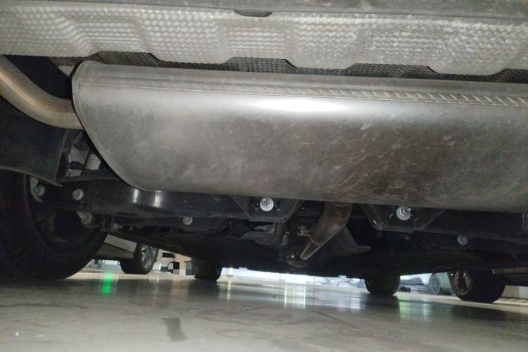 Used Geely Auto Preface 2023 2.0TD Prestige Version Chassis Rear