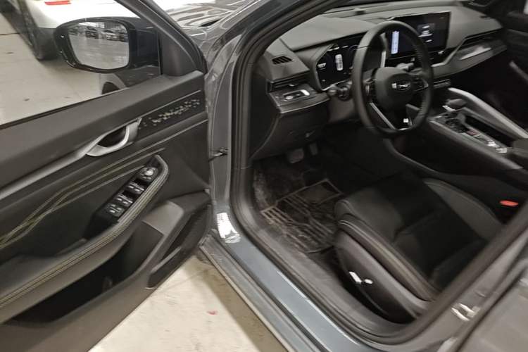 Used Geely Auto Preface 2023 1.5TD Kunlun Edition Driver Seat