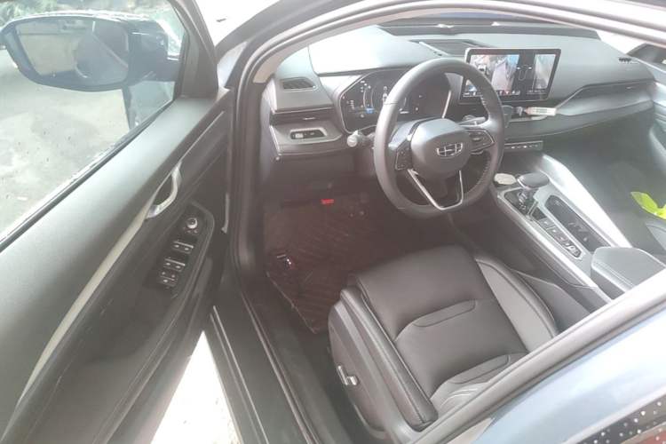 Used Geely Auto Preface 2023 2.0TD Luxury Version Driver Seat