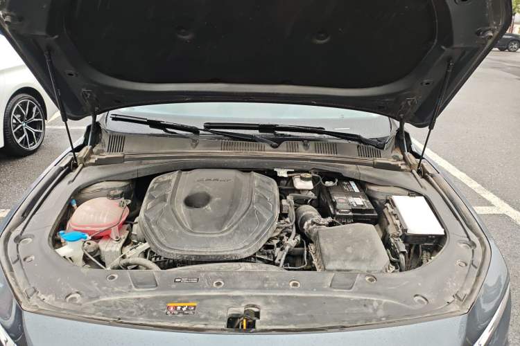 Used Geely Auto Preface 2023 2.0TD Prestige Version Engine Bay