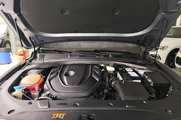 Used Geely Auto Preface 2023 2.0TD "Only This Verdant Green" Edition Engine Bay