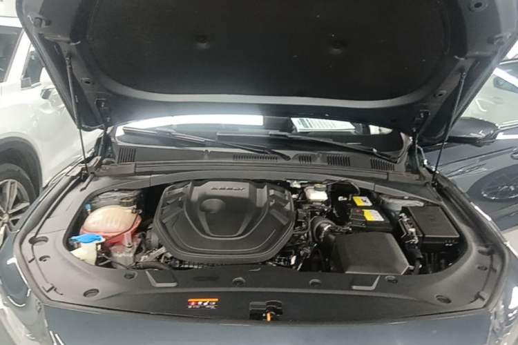 Used Geely Auto Preface 2023 2.0TD Prestige Version Engine Bay