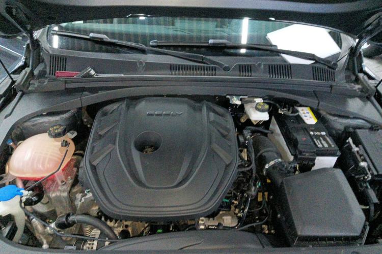 Used Geely Auto Preface 2023 2.0TD Luxury Version Engine Bay