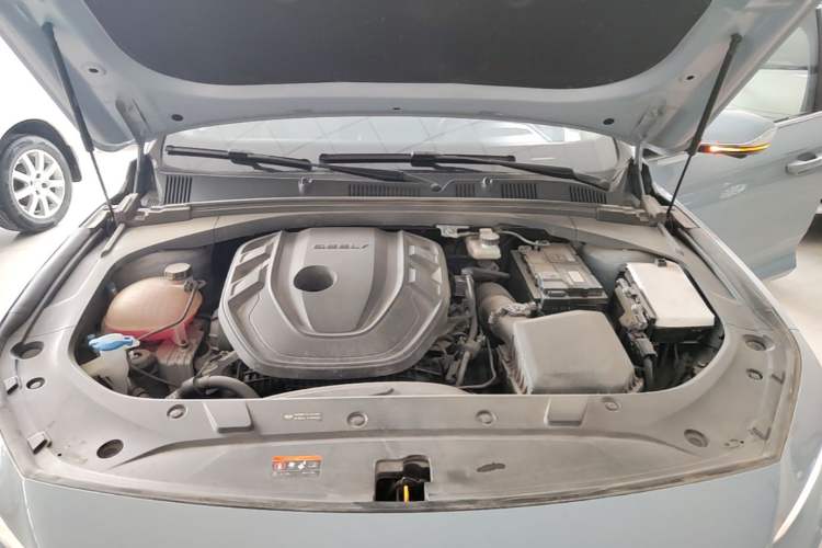 Used Geely Auto Preface 2023 2.0TD Prestige Version Engine Bay