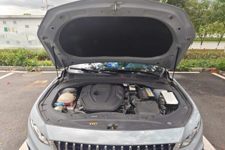 Used Geely Auto Preface 2023 2.0TD Prestige Version Engine Bay