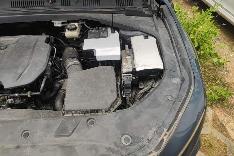 Used Geely Auto Preface 2023 1.5TD Fuyao Version Engine Bay Left