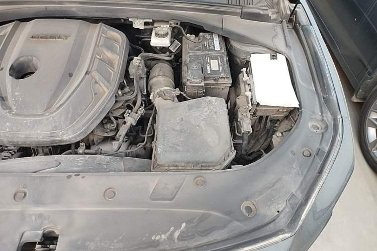 Used Geely Auto Preface 2023 2.0TD Prestige Version Engine Bay Left