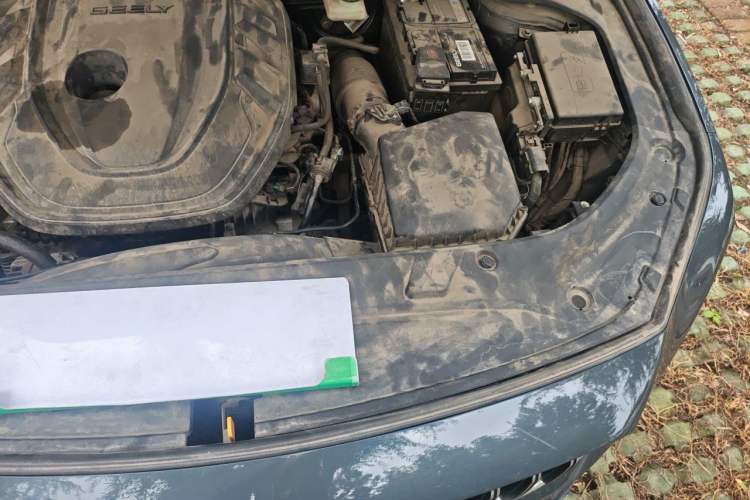 Used Geely Auto Preface 2023 2.0TD Luxury Version Engine Bay Left