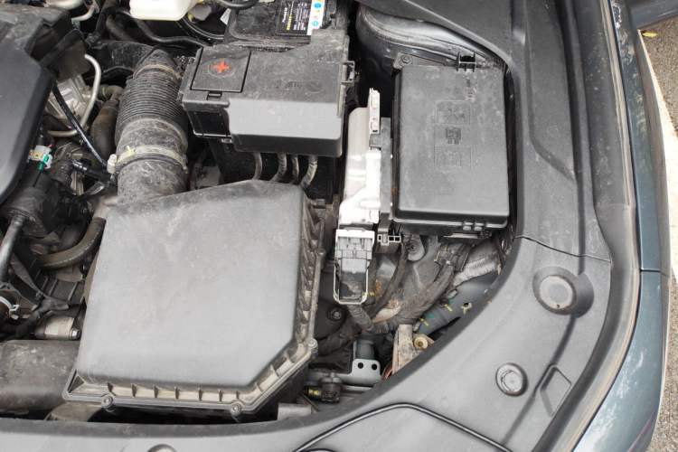 Used Geely Auto Preface 2023 1.5TD Fuyao Version Engine Bay Left