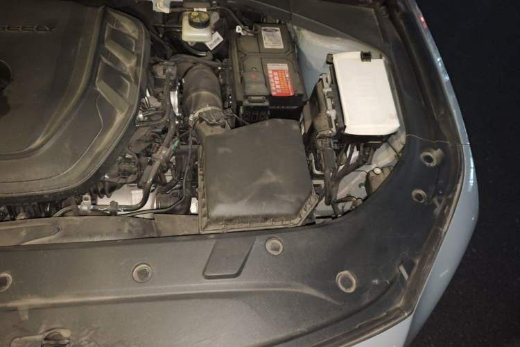 Used Geely Auto Preface 2023 2.0TD "Only This Verdant Green" Edition Engine Bay Left