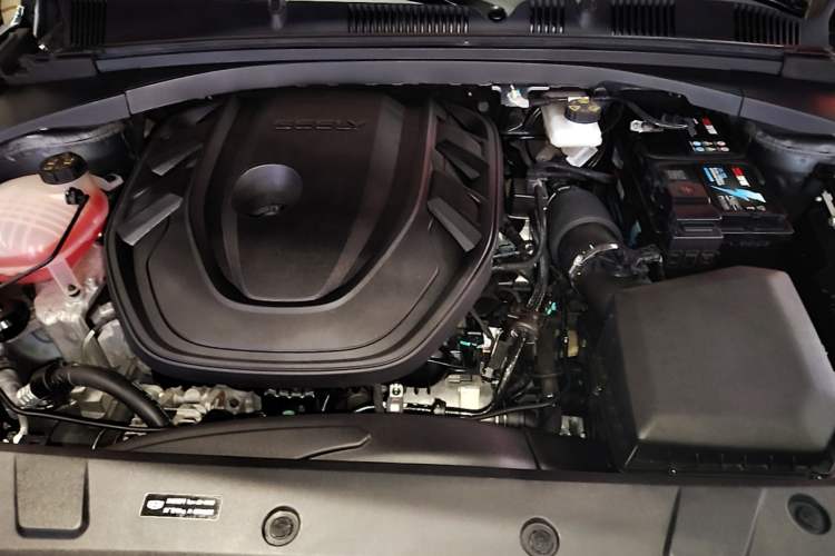 Used Geely Auto Preface 2023 2.0TD Prestige Version Engine Bay