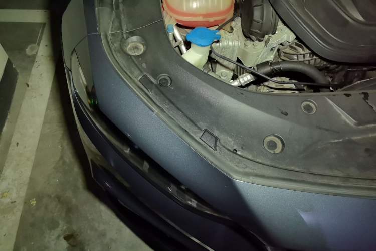 Used Geely Auto Preface 2023 2.0TD Luxury Version Engine Bay Right