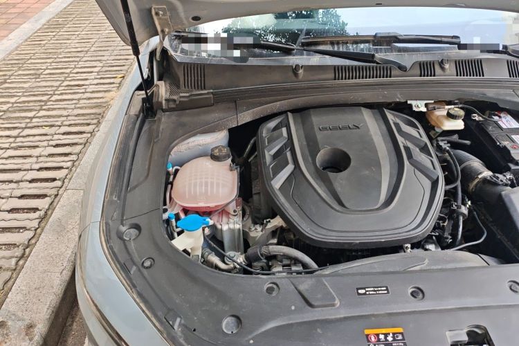 Used Geely Auto Preface 2023 2.0TD Luxury Version Engine Bay Right
