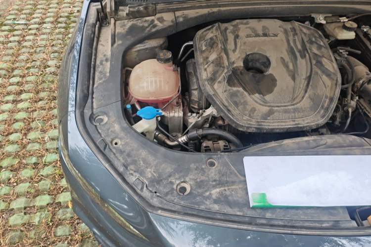 Used Geely Auto Preface 2023 2.0TD Luxury Version Engine Bay Right