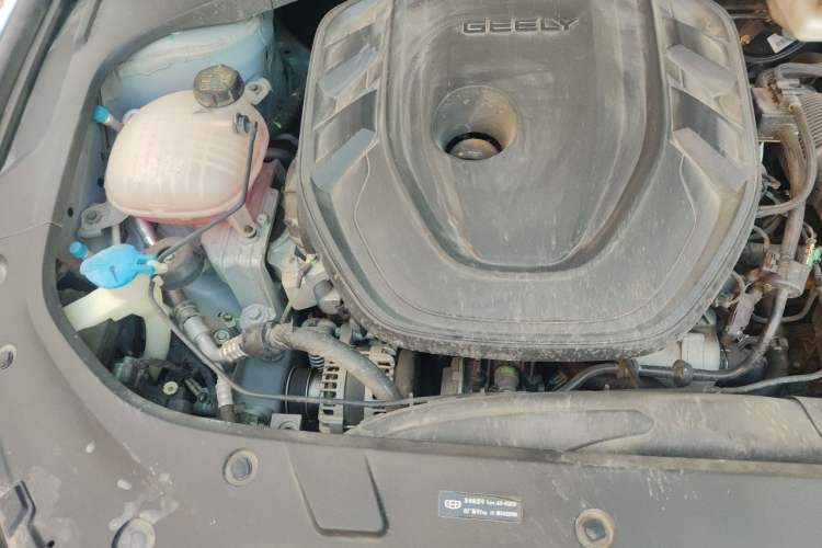 Used Geely Auto Preface 2023 2.0TD "Only This Verdant Green" Edition Engine Bay Right