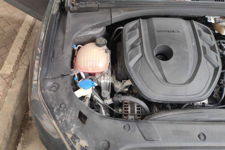 Used Geely Auto Preface 2023 2.0TD Luxury Version Engine Bay Right