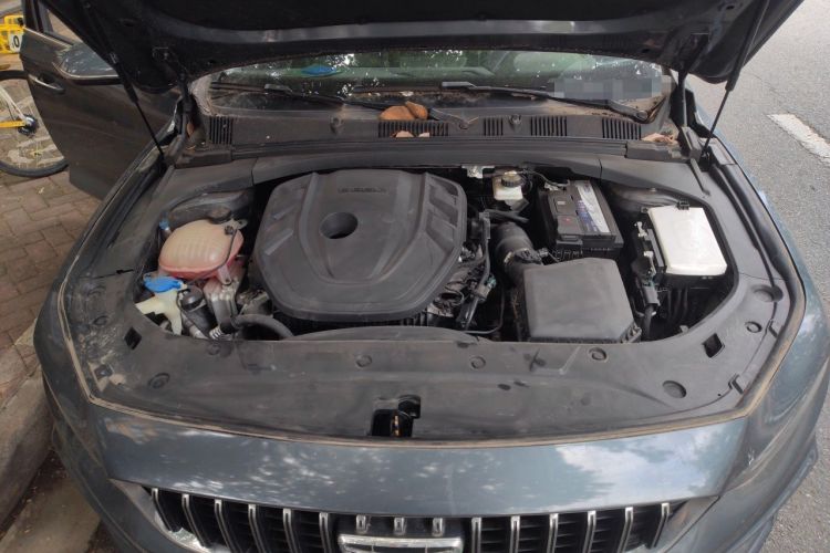 Used Geely Auto Preface 2023 2.0TD Luxury Version Engine Bay
