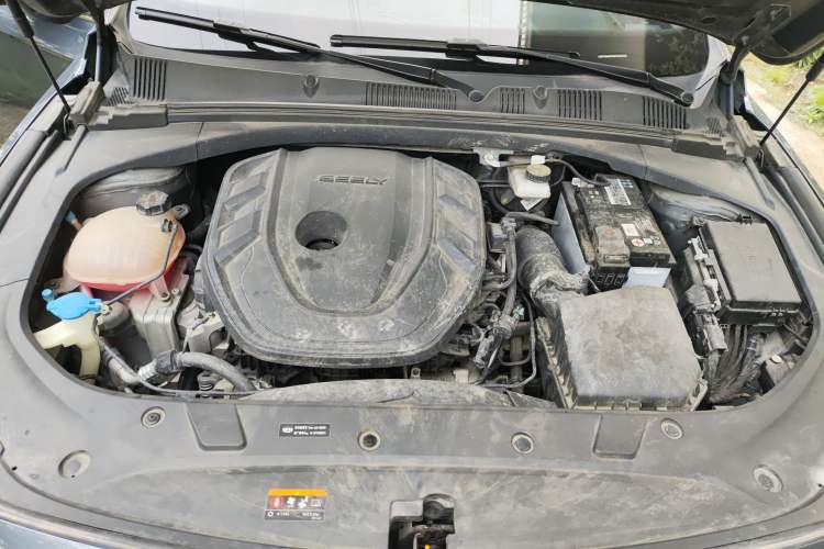 Used Geely Auto Preface 2023 2.0TD "Only This Verdant Green" Edition Engine Bay