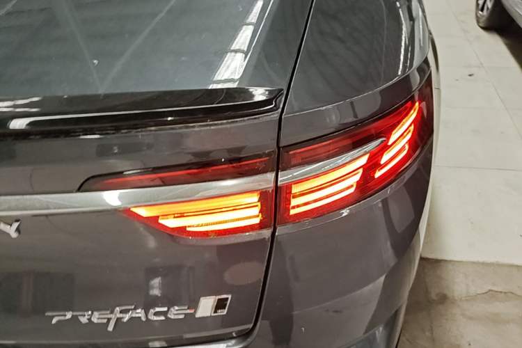 Used Geely Auto Preface 2023 1.5TD Kunlun Edition Exterior 3