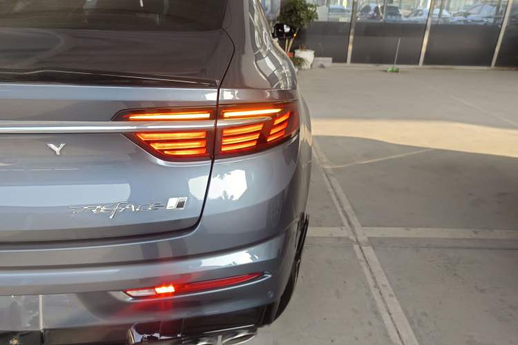 Used Geely Auto Preface 2023 1.5TD Kunlun Edition Exterior 3