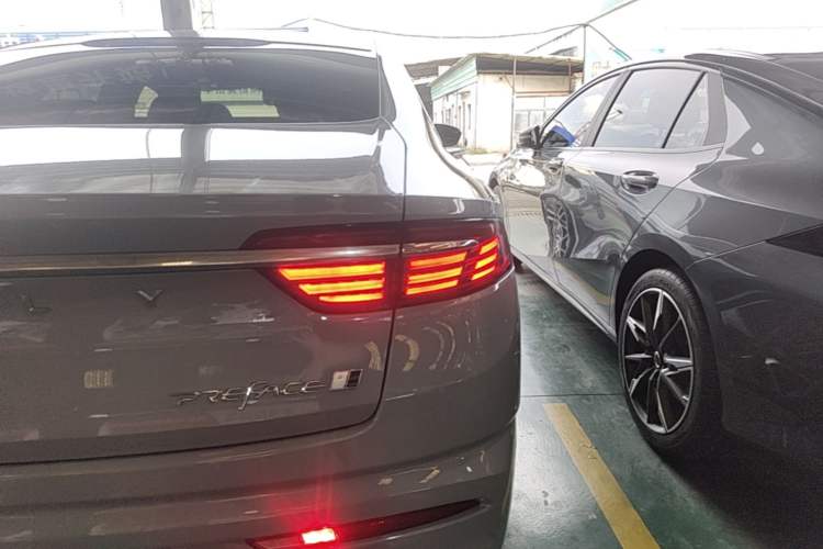 Used Geely Auto Preface 2023 2.0TD Prestige Version Exterior 3