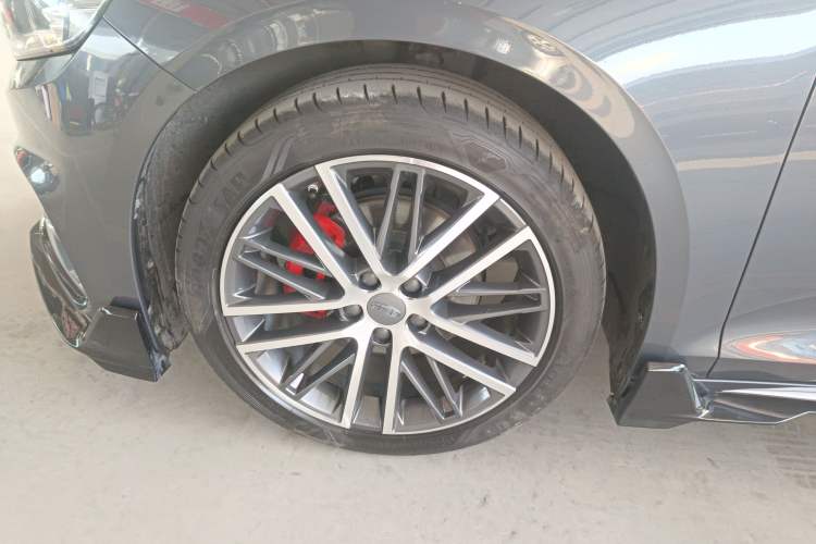 Used Geely Auto Preface 2023 1.5TD Kunlun Edition Exterior 4