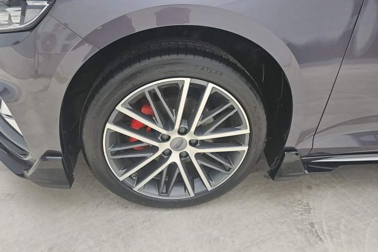 Used Geely Auto Preface 2023 1.5TD Kunlun Edition Exterior 4