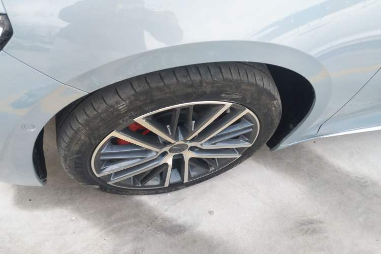 Used Geely Auto Preface 2023 2.0TD Prestige Version Exterior 4