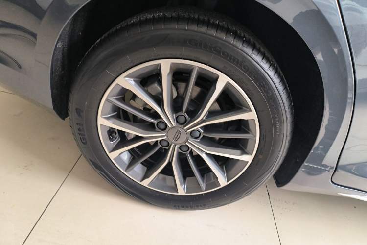 Used Geely Auto Preface 2023 2.0TD Luxury Version Exterior 5