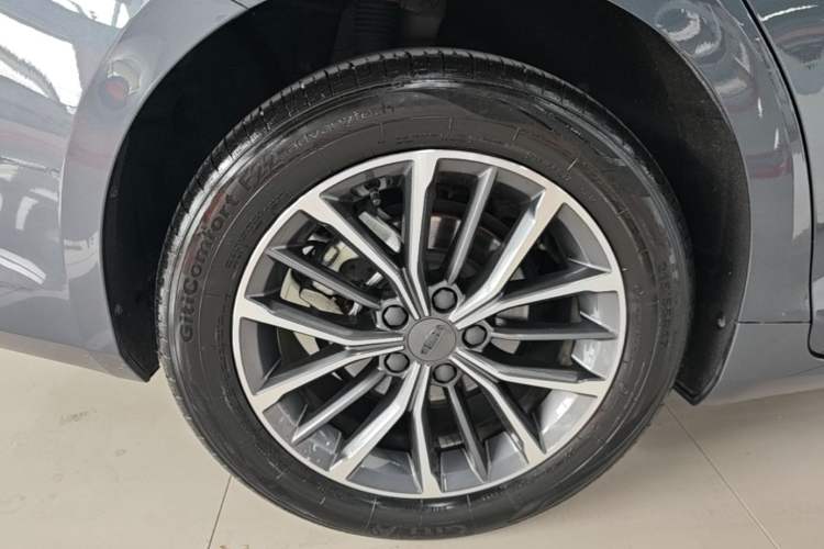 Used Geely Auto Preface 2023 2.0TD Luxury Version Exterior 5