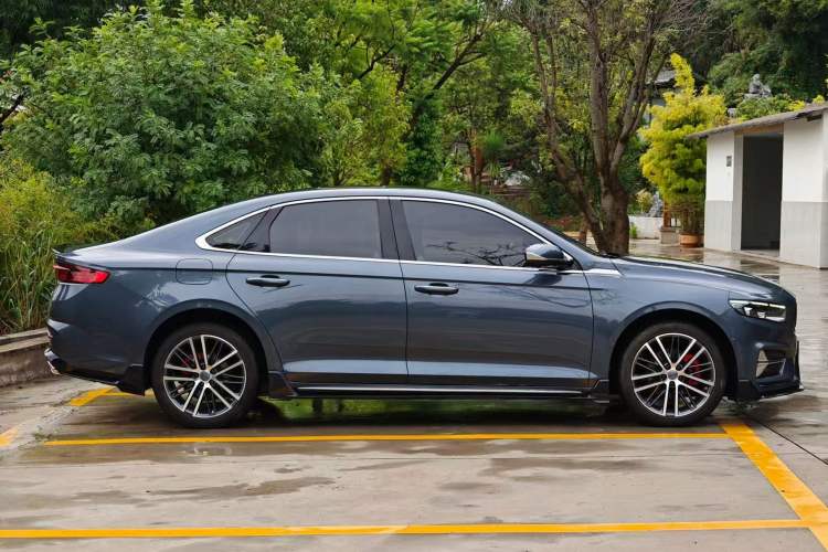 Used Geely Auto Preface 2023 2.0TD "Only This Verdant Green" Edition Exterior 6