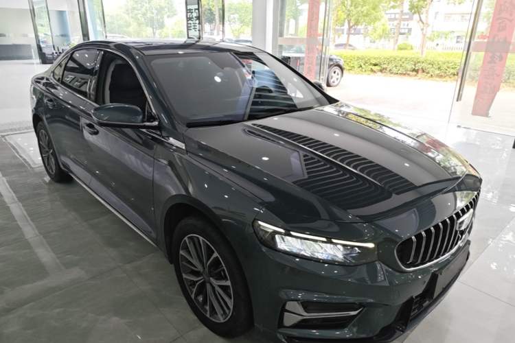 Used Geely Auto Preface 2023 2.0TD Luxury Version Front Right 45 Deg